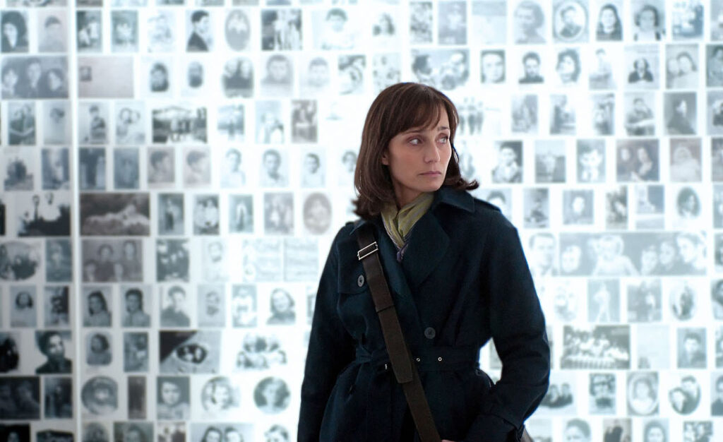 Kristin Scott Thomas (Julia Jarmond) dans "Elle s'appelait Sarah" de Gilles Paquet-Brenner Hugo production - UGC (2010) - photo©julien Bonet