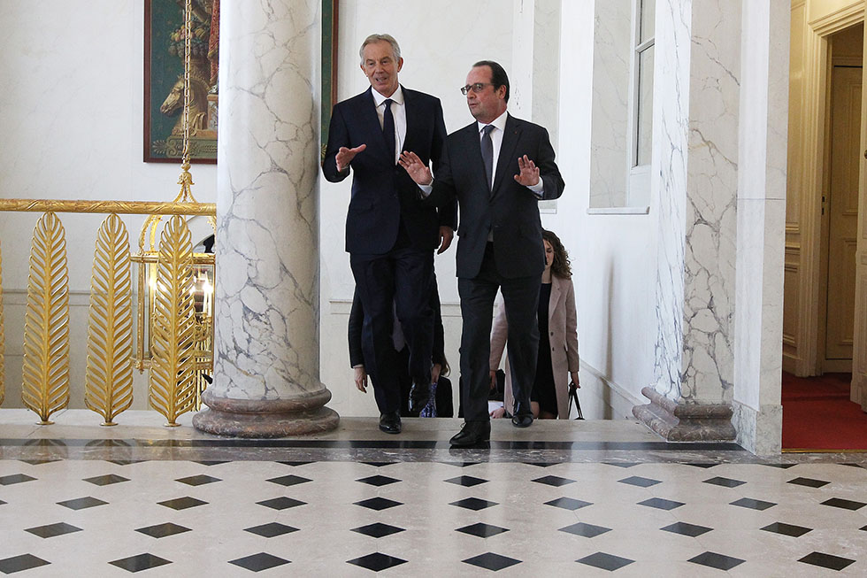 François Hollande et Tony Blair (ancien Premier Ministre du Royaume Uni) au Palais de l’Élysée - 11/03/2016 - photo©présidence de la République/Julien Bonet