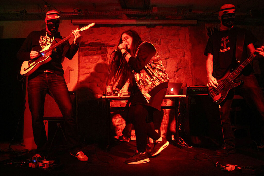 Concert de Billie Brelok (Rap/HipHop) au Grand Bouillon (Aubervilliers - 08 novembre 2014) - photo©julien Bonet