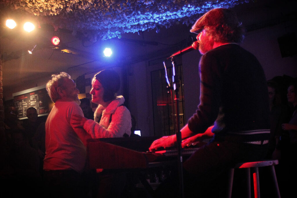 Concert de Bazbaz (Chanson Groovy blues Funk) au Grand Bouillon (13 janvier 2017) - photo©julien Bonet