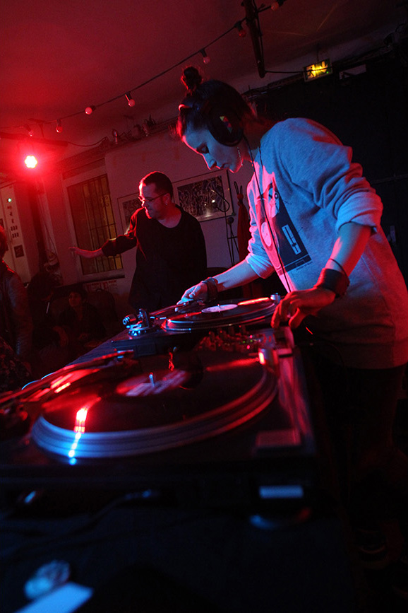 Groov'Shakra (Deep House, Afrobeat, 2 step, Future beats) au Grand Bouillon (Aubervilliers - 16 avril 2016) photo©julien Bonet